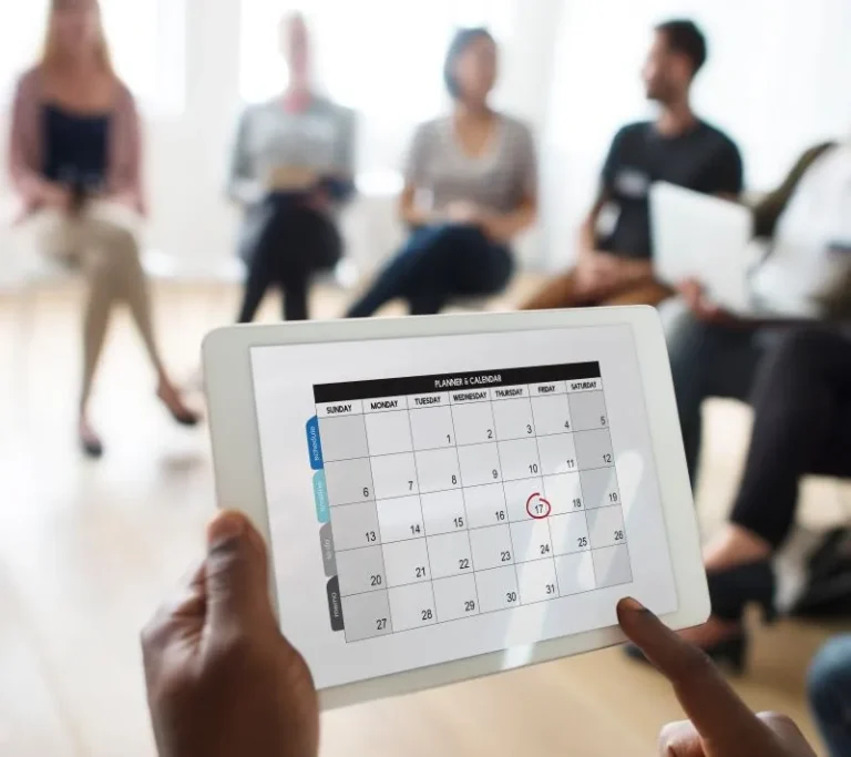 advantages of fiscal year and calendar year