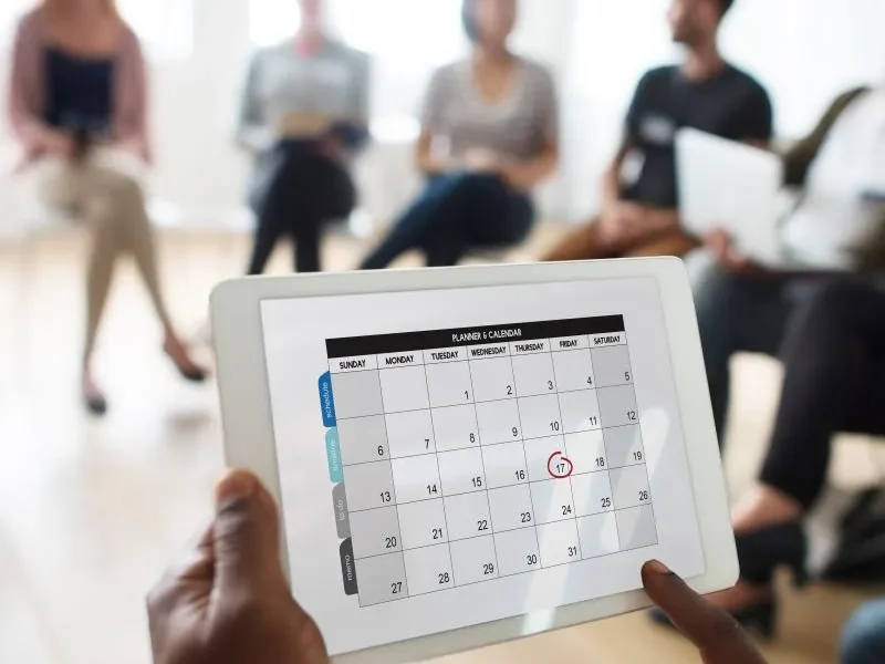 advantages of fiscal year and calendar year